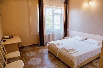 Номер на Кати Соловьяновой, 10