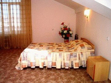 Отель Континент в Анапе