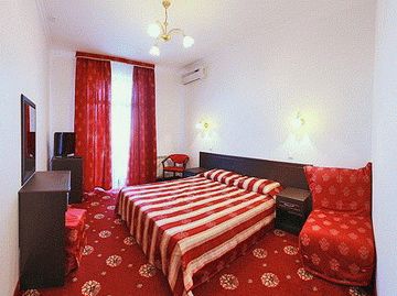 Отель Алые Паруса в Анапе
