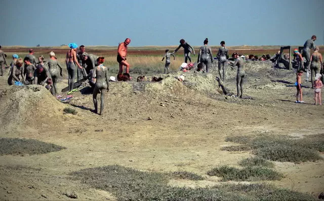 Грязевой вулкан Шуг